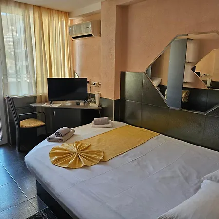 Paralax Hotel Varna Exterior photo