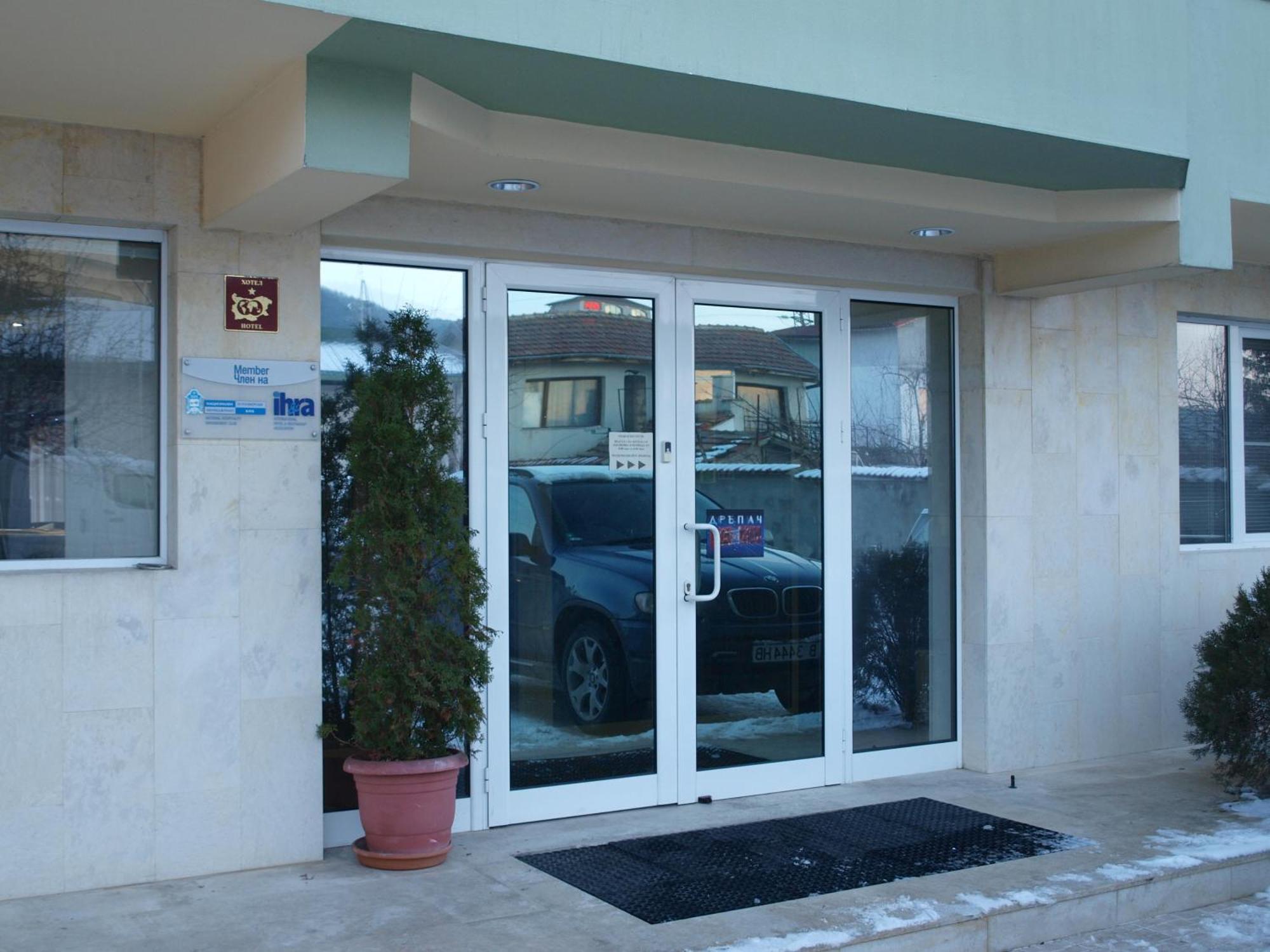 Hotel Paralax Varna