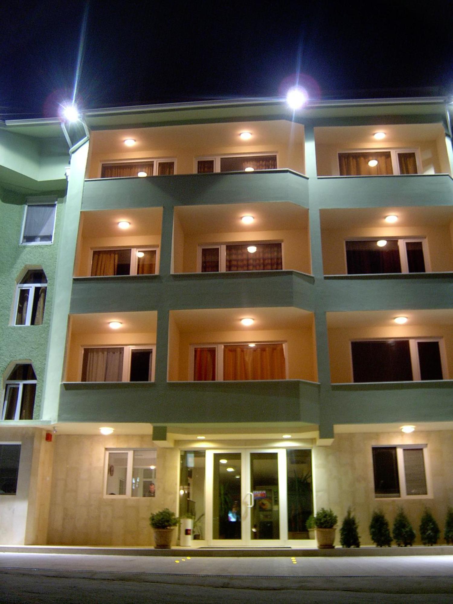 Hotel Paralax Varna