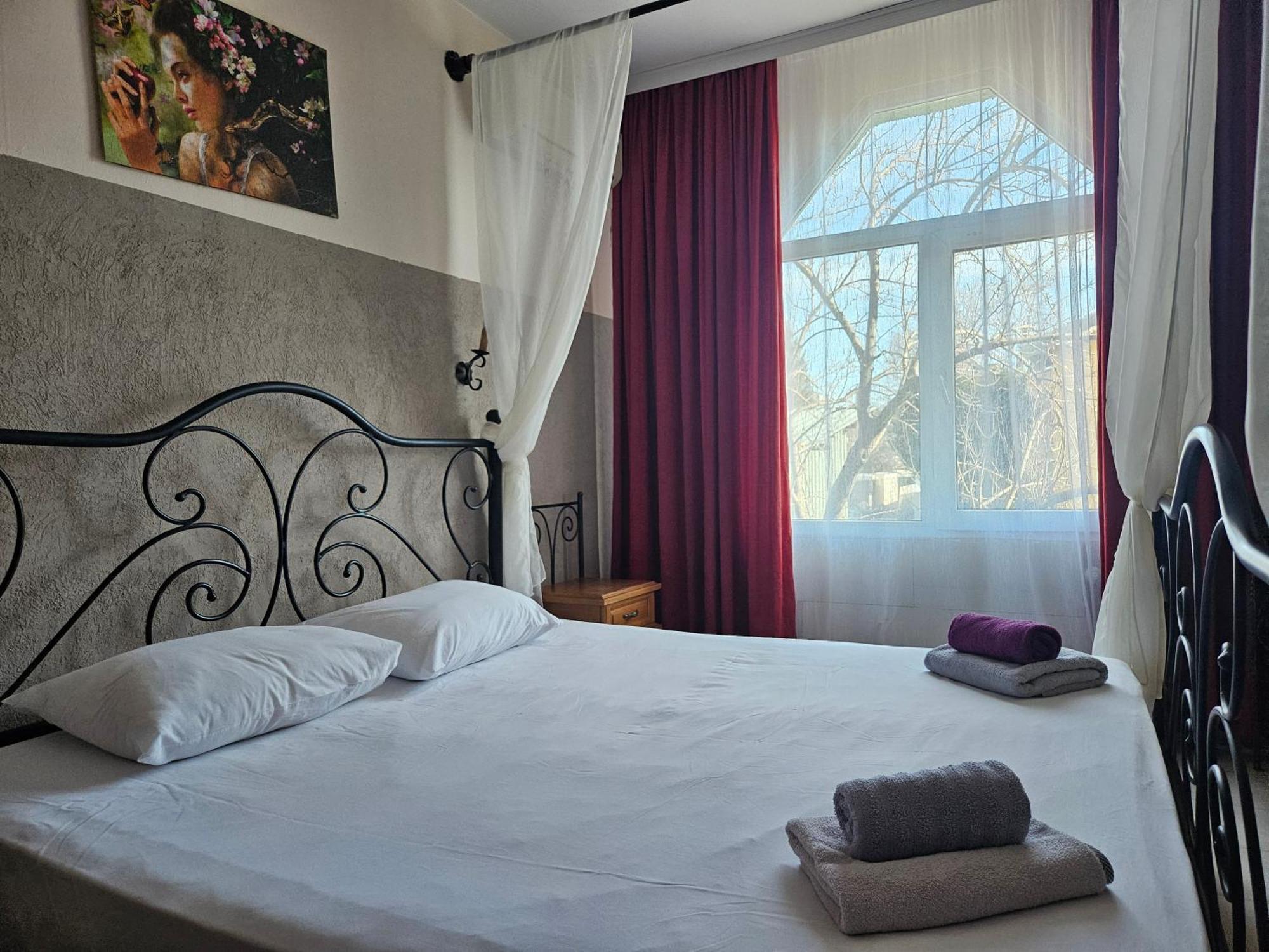 Hotel Paralax Varna
